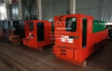 升级改造的8吨蓄电池湘潭电机车发货