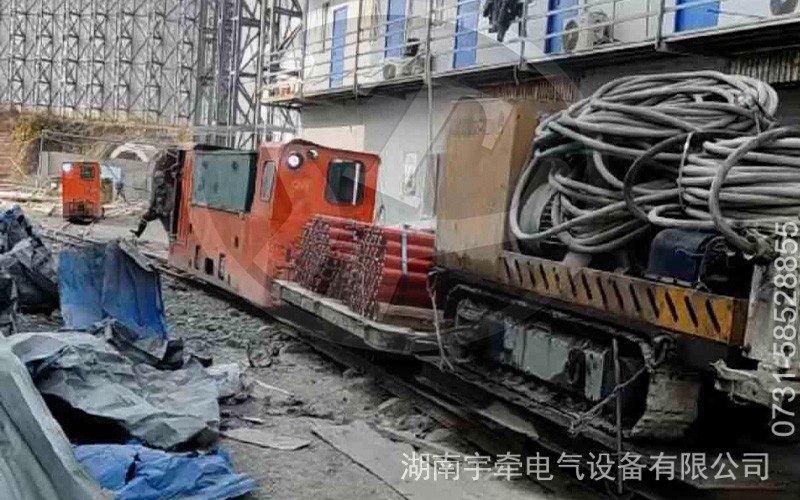 技术团队前往矿山开展走访,完成8吨蓄电池电机车售后服务